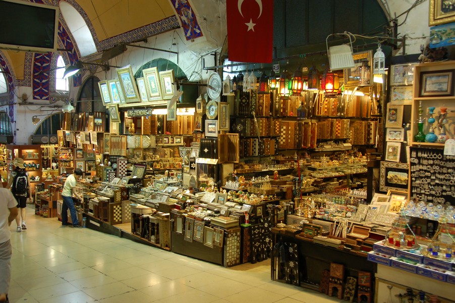Markets shop ru. Рынок Laleli в Стамбуле. Рынок Лалели в Стамбуле фото. Золотой рынок в Стамбуле. Стамбул город Laleli детский одежда магазин.